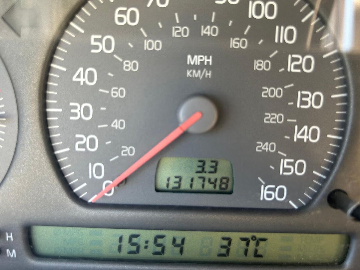 VOLVO C70 CONVERTIBLE 2.0 T AUTO LPG SPANISH RHD IN SPAIN 131000 MILES 2005